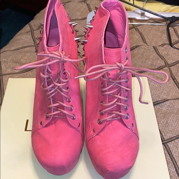 Studded coral color shoe booty - Picture 2 of 8